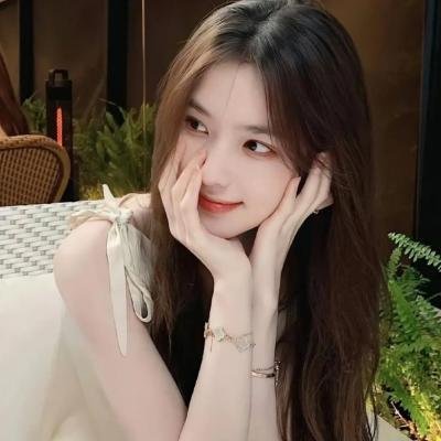 泡芙小姐